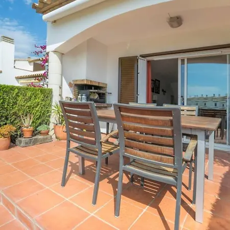 Holiday home Casa A 100m Playa, Wifi.vistas Mar Y Piscina